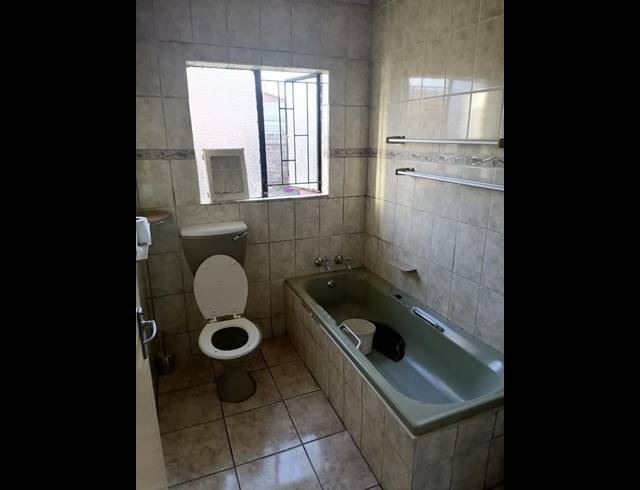 3 BEDROOM HOUSE FOR SALE IN MMABATHO 15
